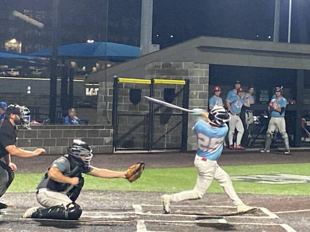 Inside Edge, Mac N Seitz split doubleheader, game 3 set for Tuesday